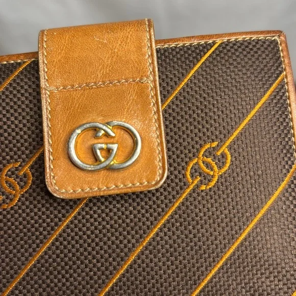 vintage Gucci wallet brown with leather late 70s, early 80s interlocking G